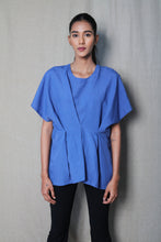 Load image into Gallery viewer, Pleated blue top