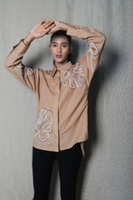 Load image into Gallery viewer, Beige leaf shirt