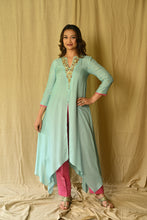 Load image into Gallery viewer, Tara