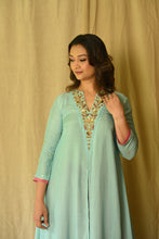 Load image into Gallery viewer, Tara