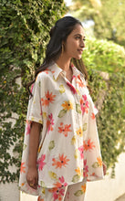 Load image into Gallery viewer, Serene Shirt