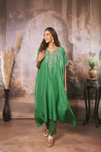 Load image into Gallery viewer, Mira Kaftaan