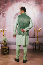 Load image into Gallery viewer, Tarz Jacket