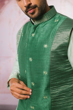 Load image into Gallery viewer, Tarz Jacket