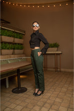 Load image into Gallery viewer, Crop shirt with pant