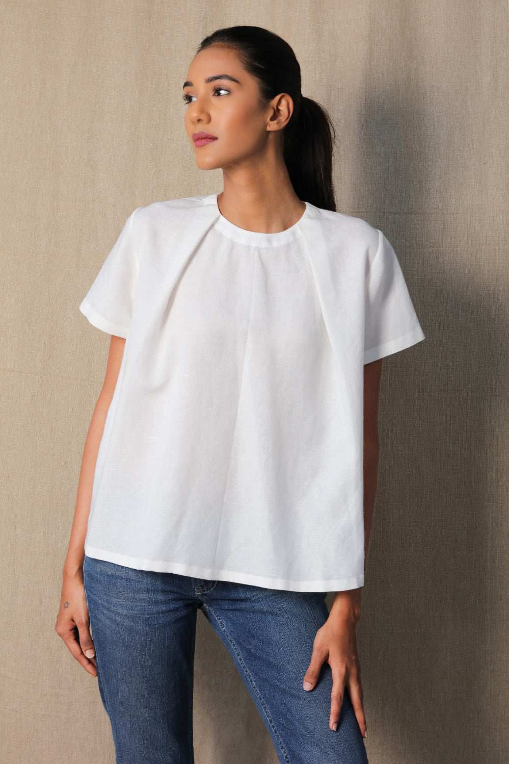 White pleated top