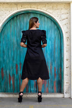 Load image into Gallery viewer, Black Knee Length Dress
