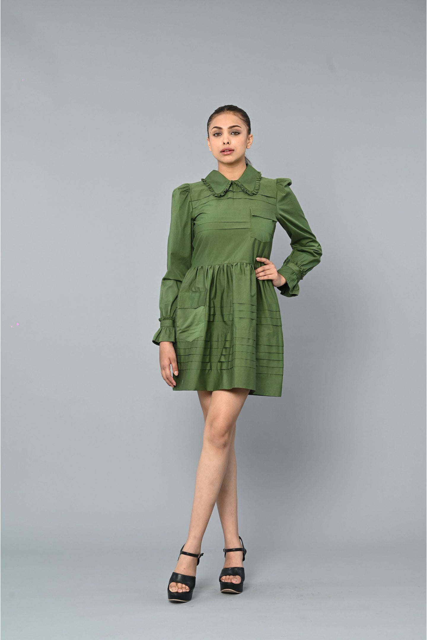 Pleated full sleeves dress