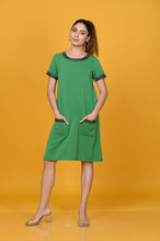 Load image into Gallery viewer, Green shift dress
